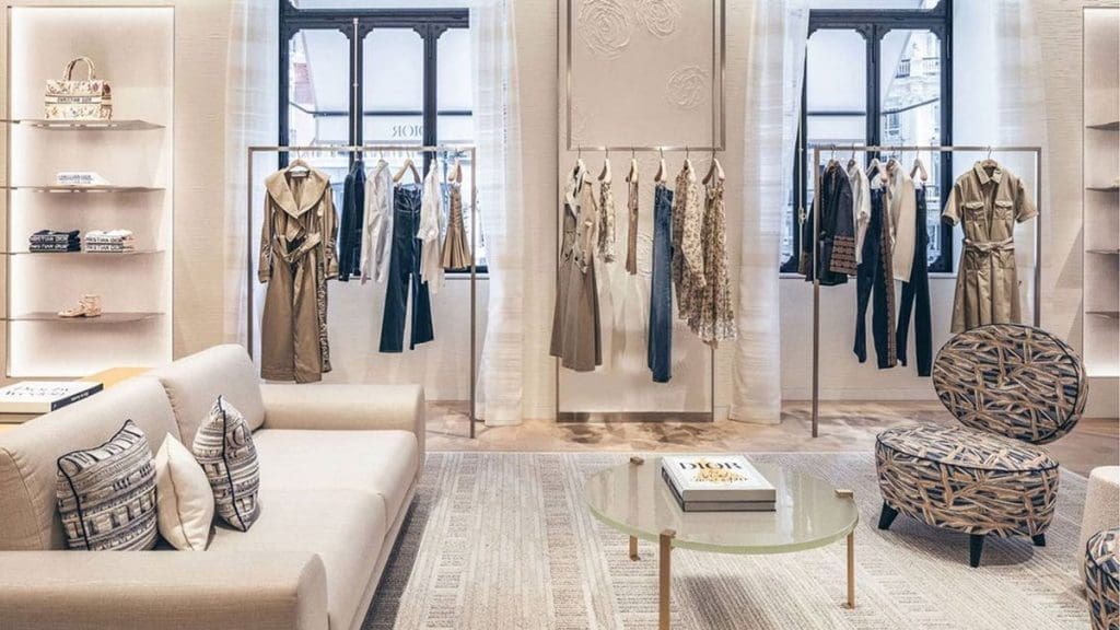 Dior-Milla-de-Oro-de-Madrid-Barrio-de-Salamanca-Calle-Ortega-y-Gasset-Image-3