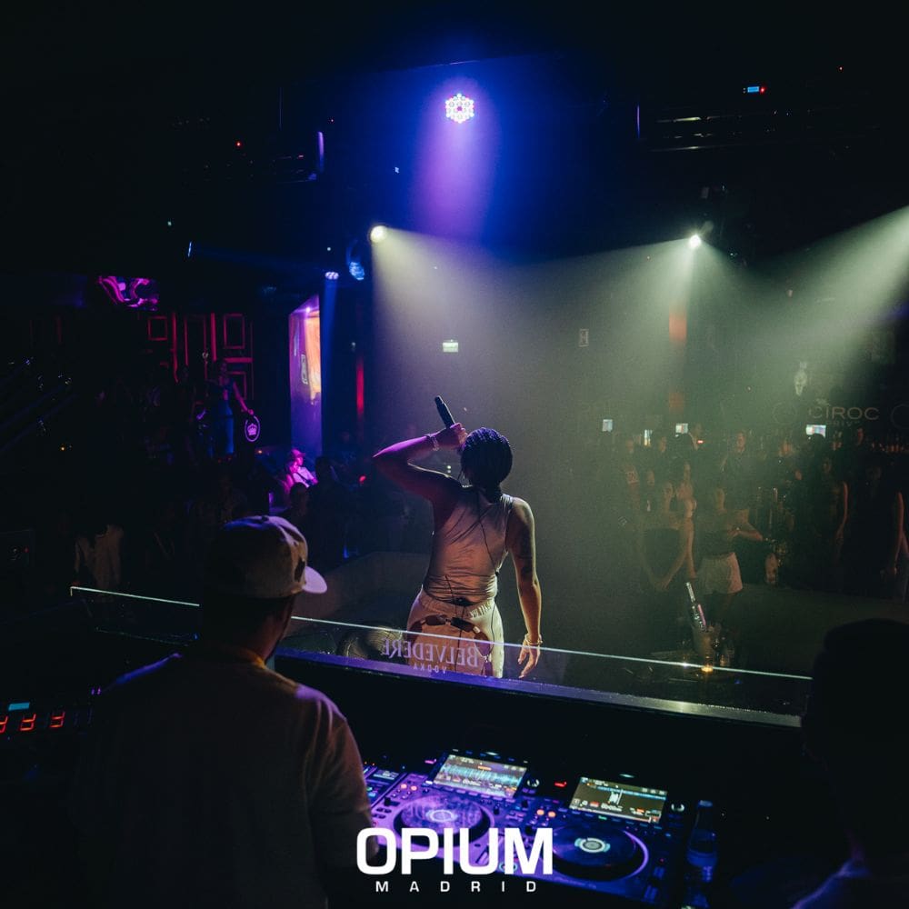 Opium Madrid – Barrio de Chamberí – Calle Alberto Alcocer – imagen 7