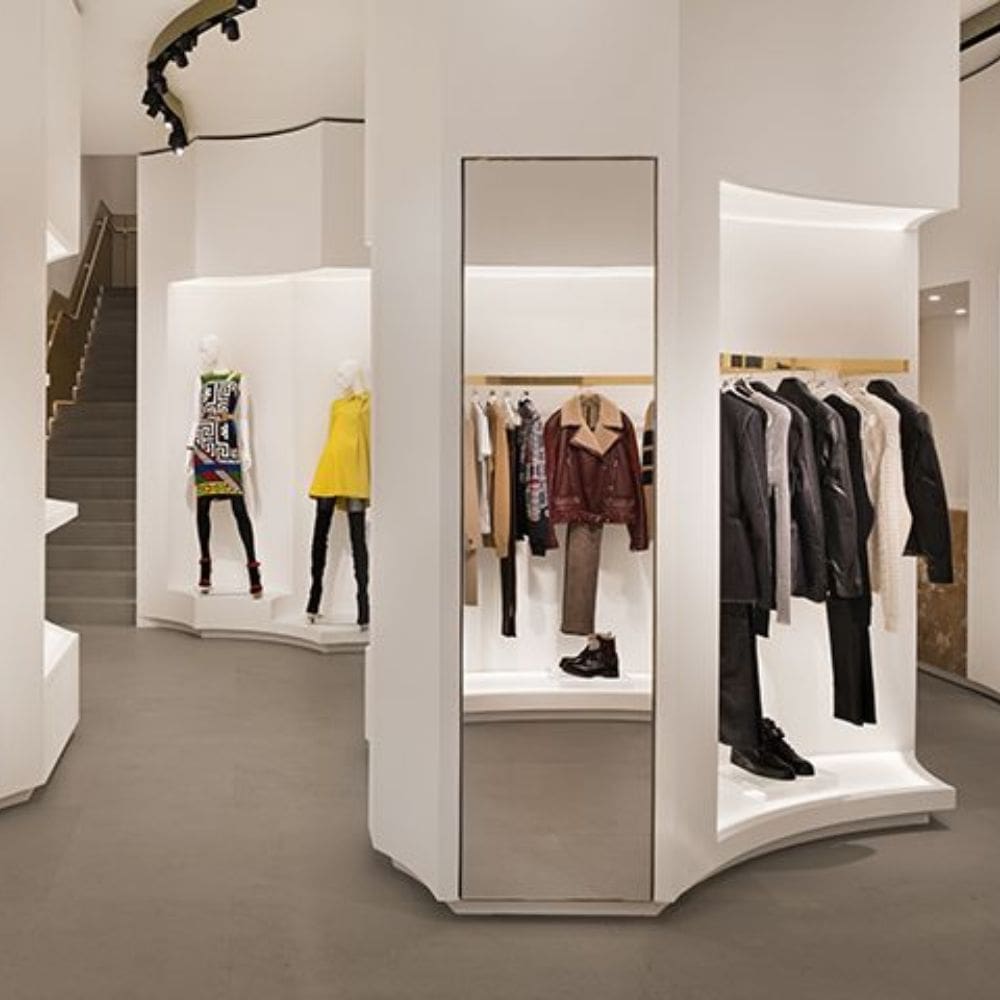 Versace – Calle de Serrano – Milla de Oro – imagen 3