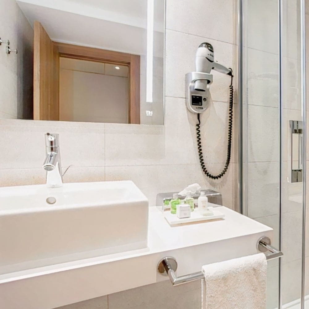 Hotel Nh Madrid Balboa-Hoteles De 4 Estrellas-Milla de Oro-Barrio Salamanca-imagen-4